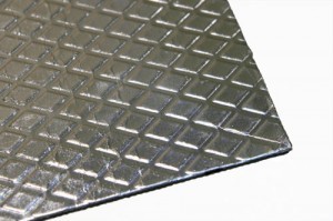 Aluminiowa mata bitumiczna do car-audio